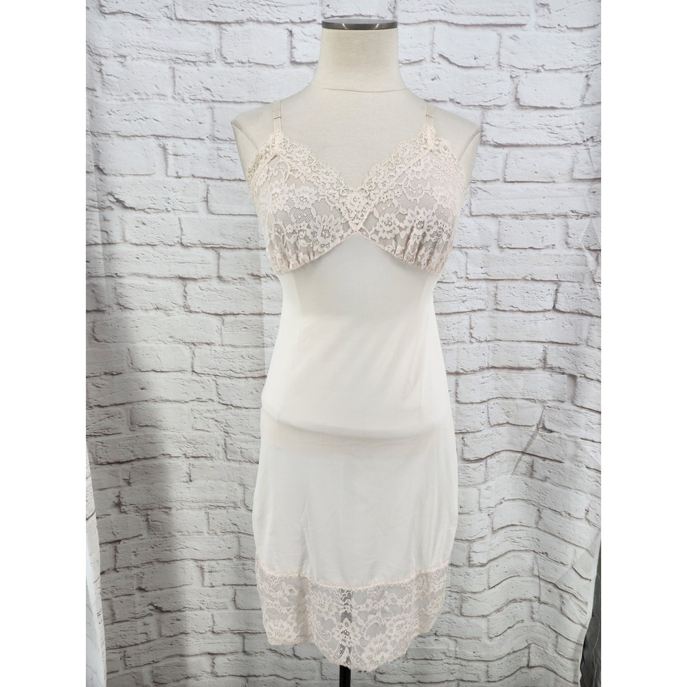 Vintage Full Slip Nylon Van Raalte Adjustable Straps Romantic Cottagecore Small